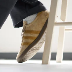 ADIDAS ORIGINALS / Tobacco Sneakers