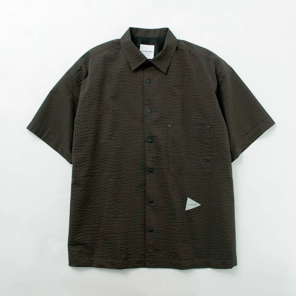 AND WANDER / Dry Soft Seersucker Short Sleeve Shirt