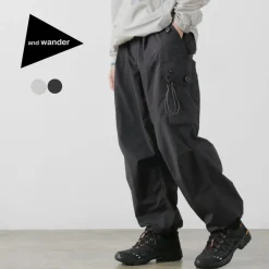 AND WANDER / Oversized Cargo Pants