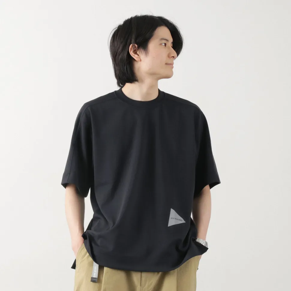 AND WANDER / UV-cut dry short sleeve t-shirt