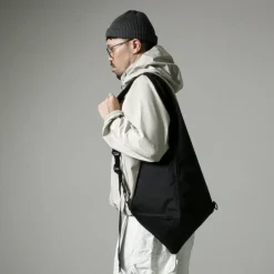 BAICYCLON BY BAGJACK / BCL-73 Triangle One Strap Bag