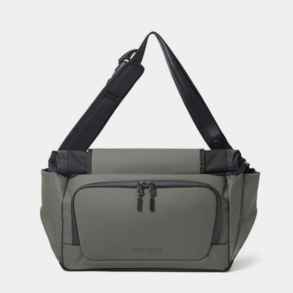 BERUF / Satellite 10+ sling bag