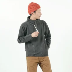 GOOD ON / Roll Neck Sweatshirt