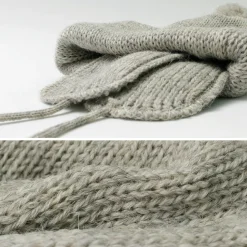 HIGHLAND 2000 / 3G Solid Bobcap Double Ear Cover and Pom Pom and Chin Rope (20cm)