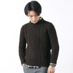 KERRY WOOLLEN MILLS / 5 gauge 3-ply aran cable crew neck heavy knit