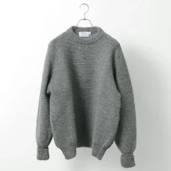 KERRY WOOLLEN MILLS / 5 Gauge 2 Ply Pearl Stitch Drop Shoulder Crew Neck Knit