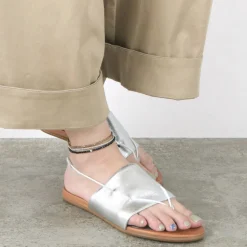 PHADUA / Black onyx (3mm) cut bead anklet adjuster