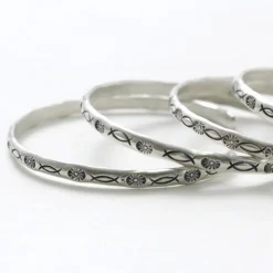 PHADUA / Karen Silver Bangle / 1439