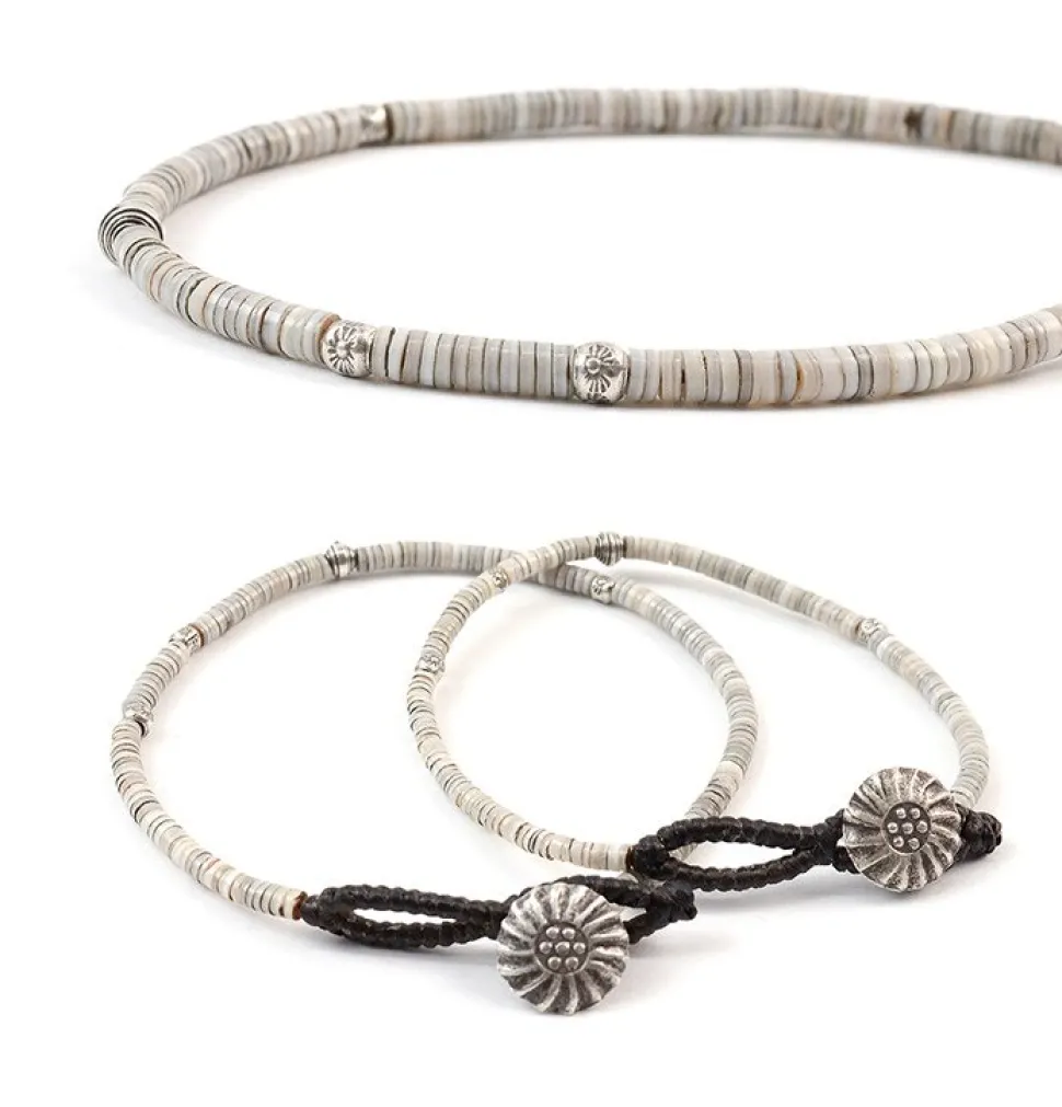 PHADUA / Shell Beads / Wax Cord Bracelet